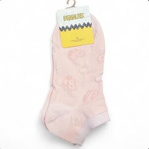 ๐๏ธ3/$10๐๏ธ Peanuts Snoopy Light Pink Ankle Socks